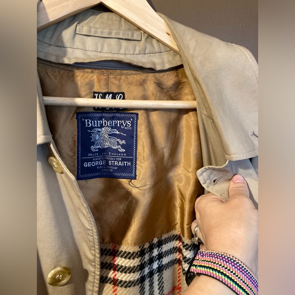 SOLD - Burberry Vintage 46L Trench Coat W/ Zippered Wool Liner 1980s/1990s